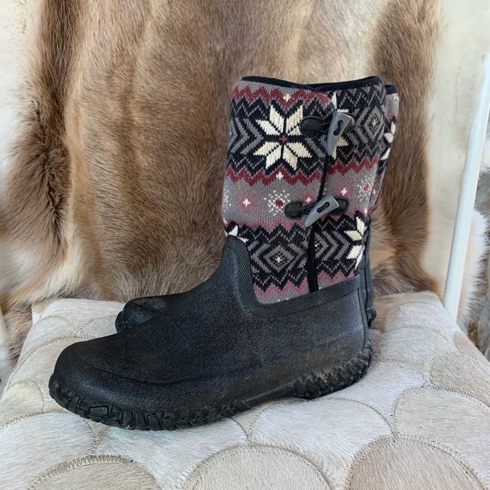 LaCrosse Rubber Boot w Felt/Fleece shaft. Size 8